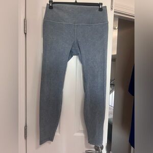 Blue lululemon leggings